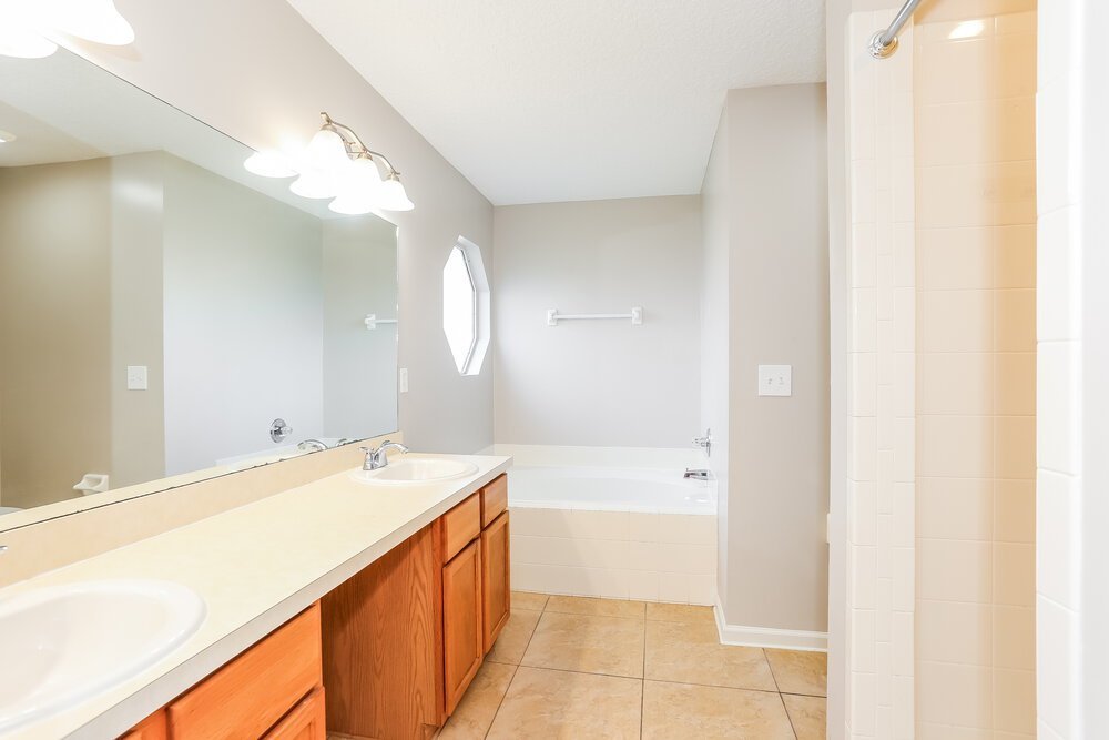 3-Bed Rental on 535 Misty Morning photo 14
