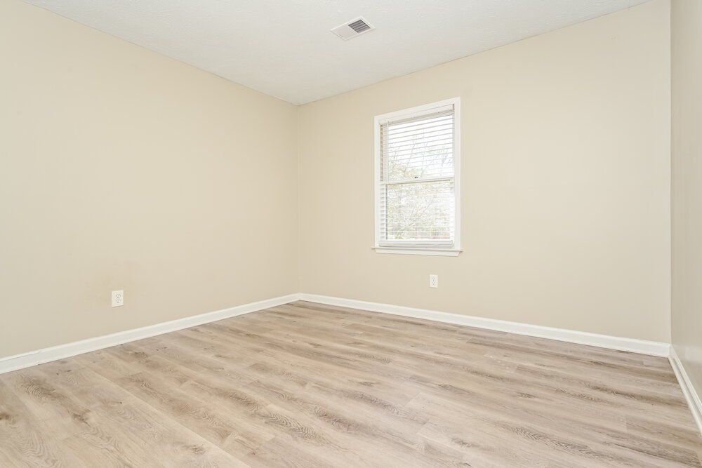 4-Bed Rental on 120 Tanglewood Dr photo 14
