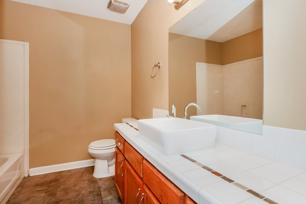 3-Bed Rental on 6670 Tangleberry Cove photo 14