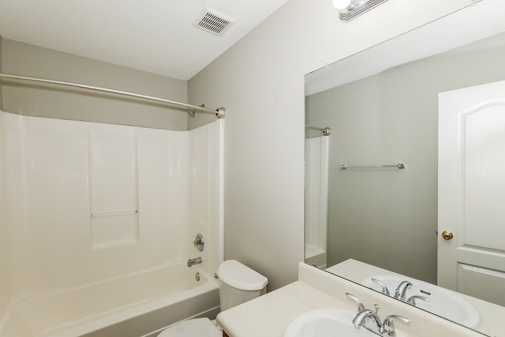 3-Bed Rental on 507 Creekview Overlook photo 15