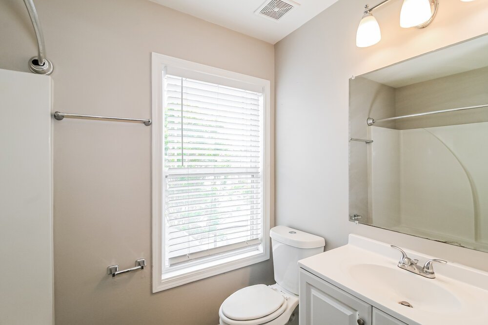 4-Bed Rental on 1510 Persimmon Trace photo 15