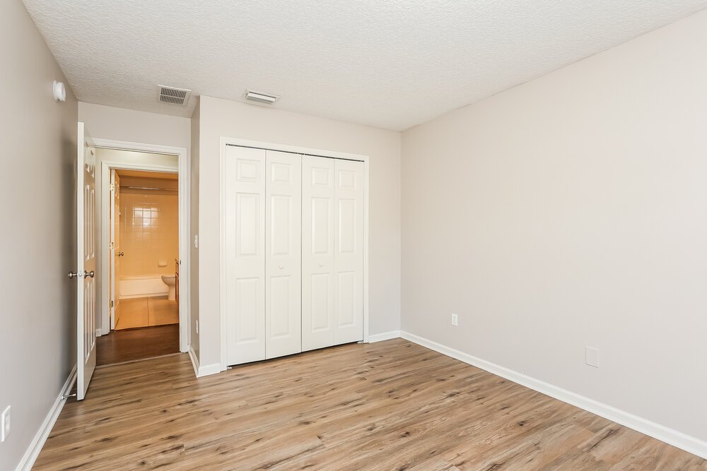 3-Bed Rental on 535 Misty Morning photo 15