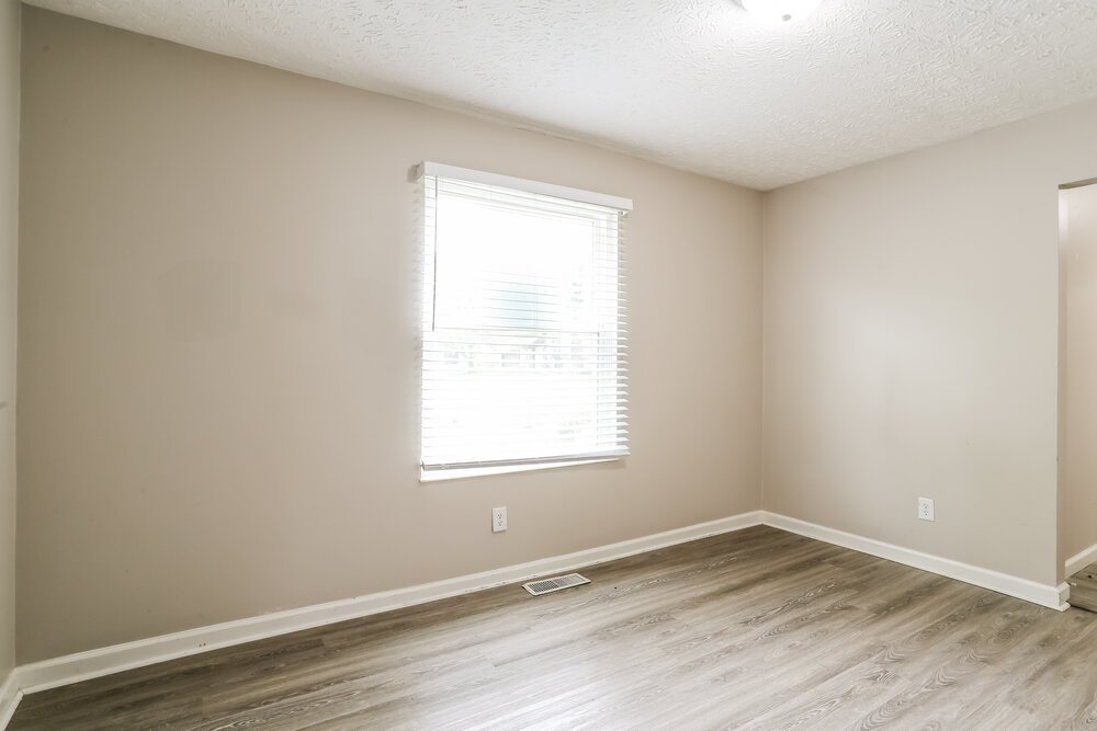 4-Bed Rental on 145 Timber Ridge photo 15