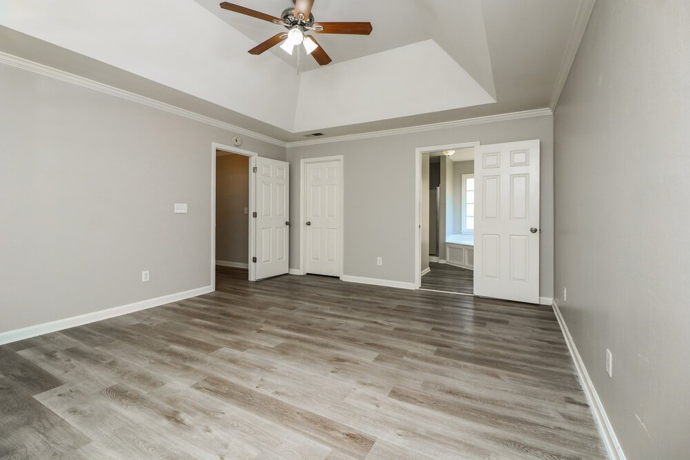 3-Bed Rental on 2308 October Ct photo 15