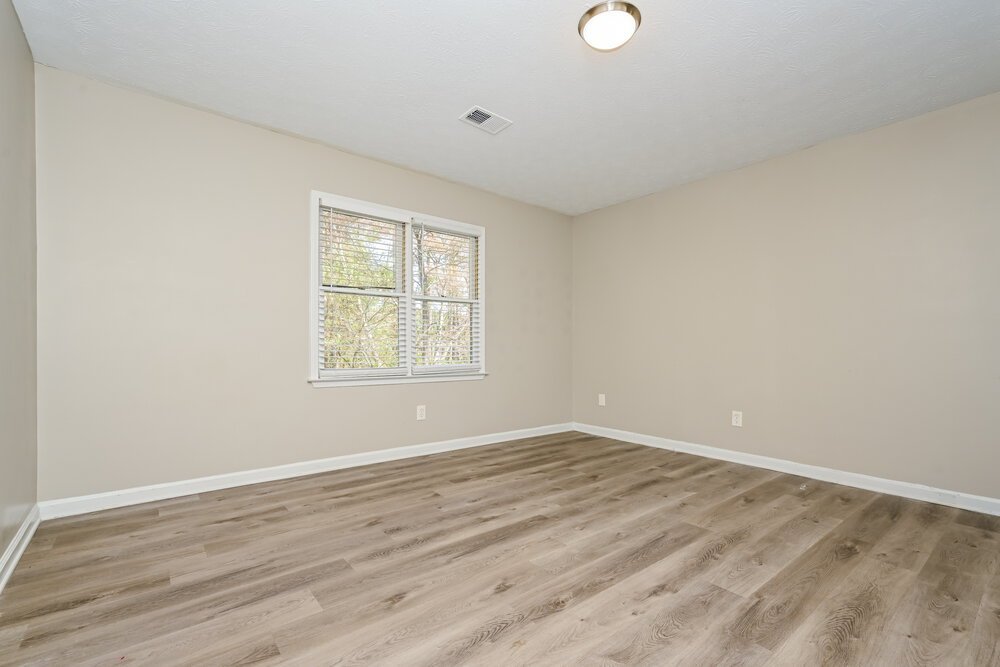 4-Bed Rental on 120 Tanglewood Dr photo 15