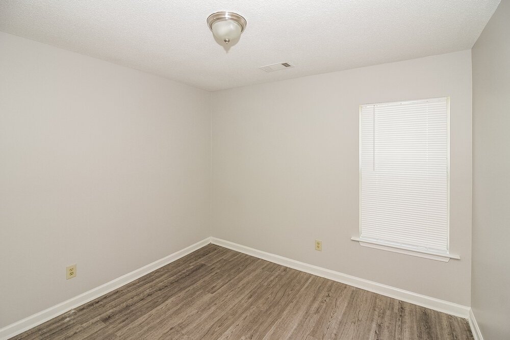 3-Bed Rental on 7899 Brady Creek photo 16