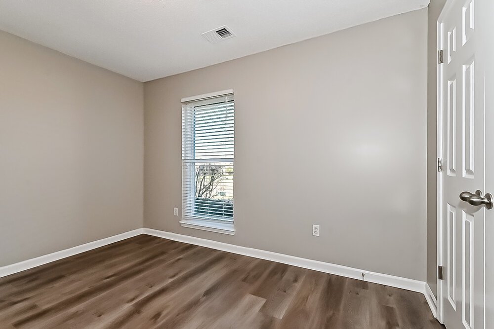 3-Bed Rental on 1670 Timber Creek photo 16