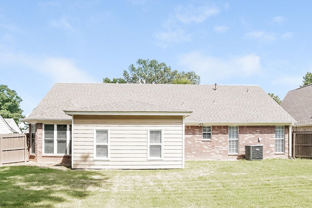 3-Bed Rental on 7089 Willow Point photo 16
