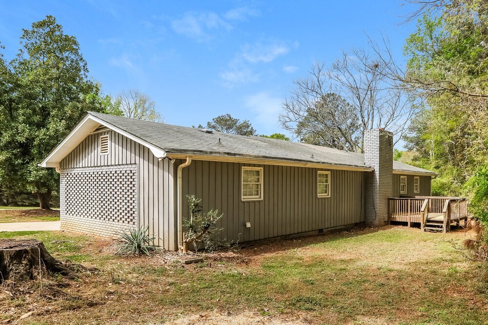3-Bed Rental on 4649 Danna Dr photo 16