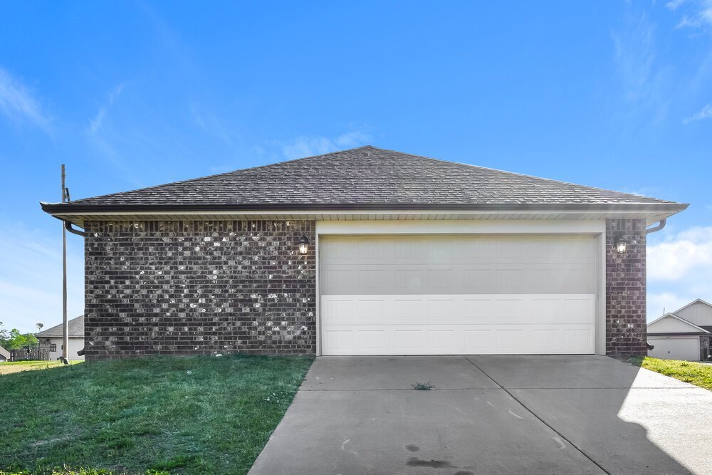 3-Bed Rental on 8759 Kimberly Dawn photo 16