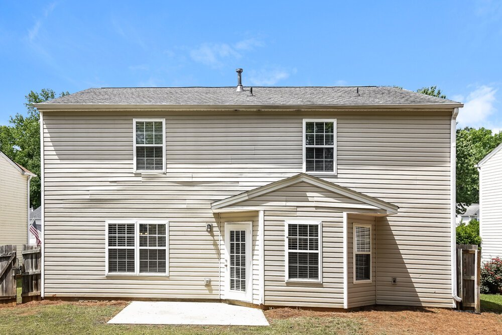 4-Bed Rental on 304 Westminster Dr photo 16