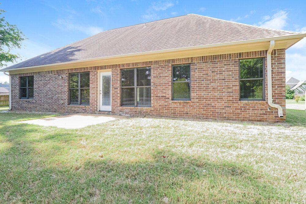 3-Bed Rental on 60 Willow Crest photo 17