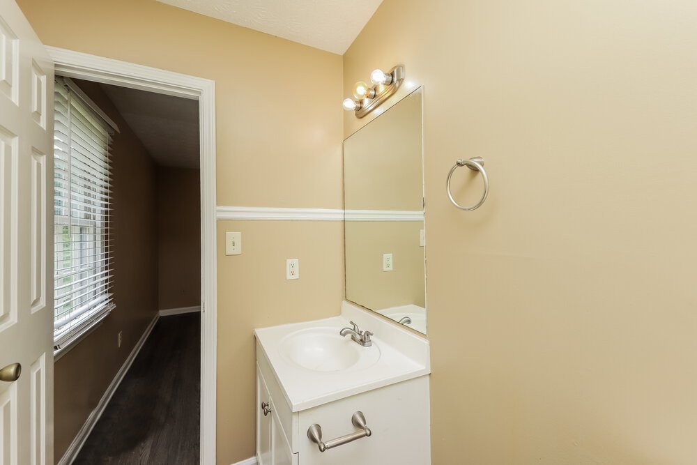 4-Bed Rental on 28 Doe Ln photo 18