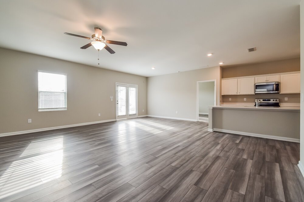 4-Bed Rental on 570 Knightsbridge Lane photo 4