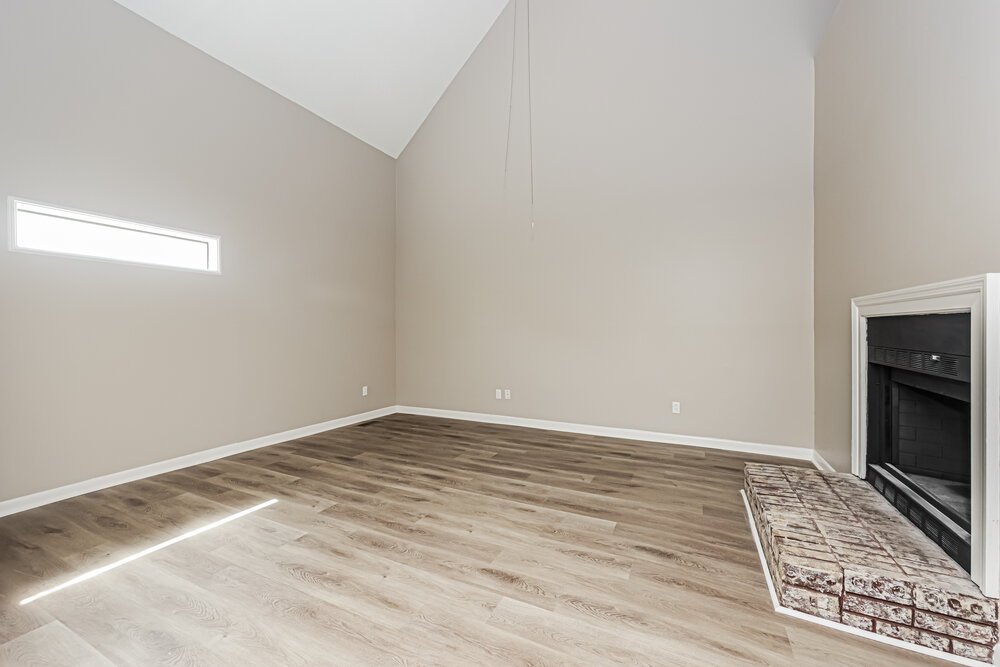 2-Bed Rental on 110 Bland Dr photo 4
