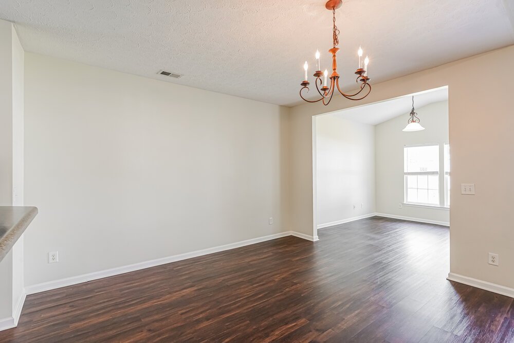 3-Bed Rental on 130 Megan St photo 5