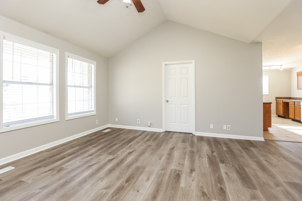 3-Bed Rental on 121 Lee Court photo 5