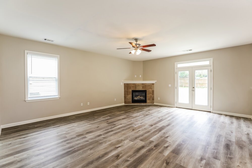 4-Bed Rental on 5485 Fieldfreen Dr photo 5