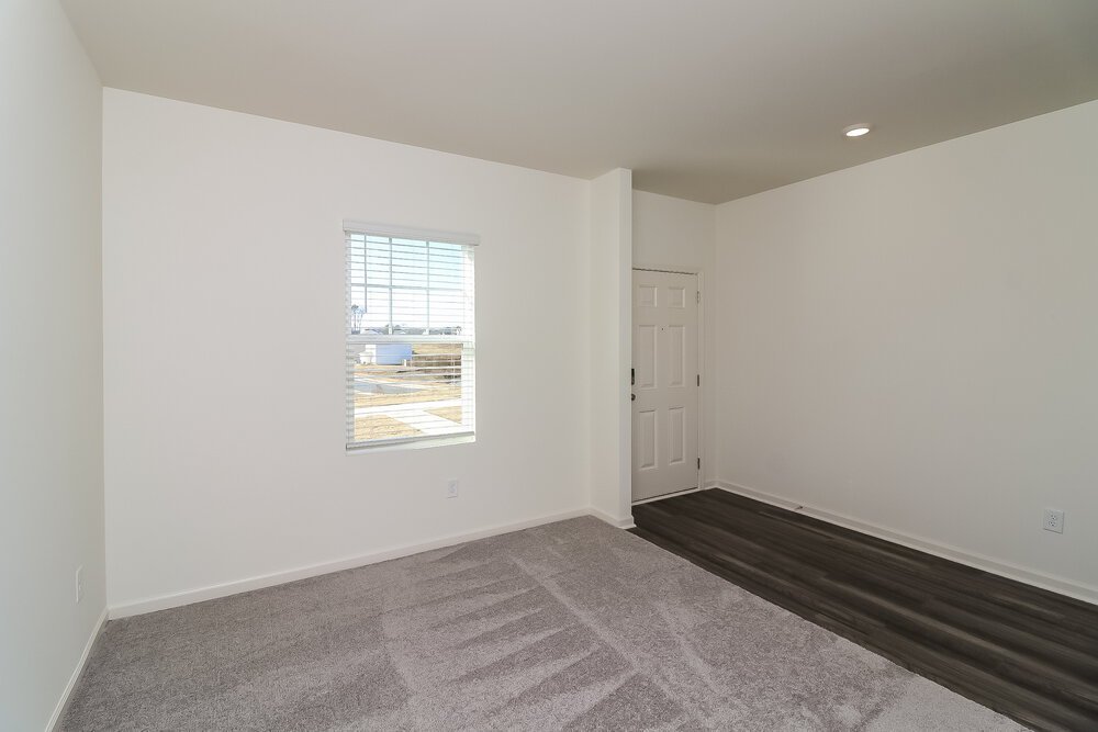 4-Bed Rental on 136 Hargrave Ave photo 5