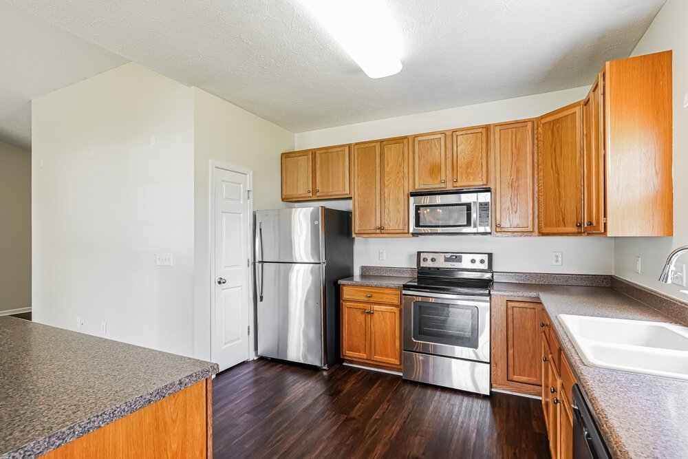 3-Bed Rental on 130 Megan St photo 7