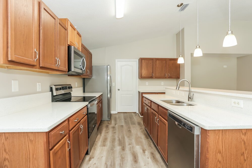 3-Bed Rental on 392 Bostwick Cir photo 8