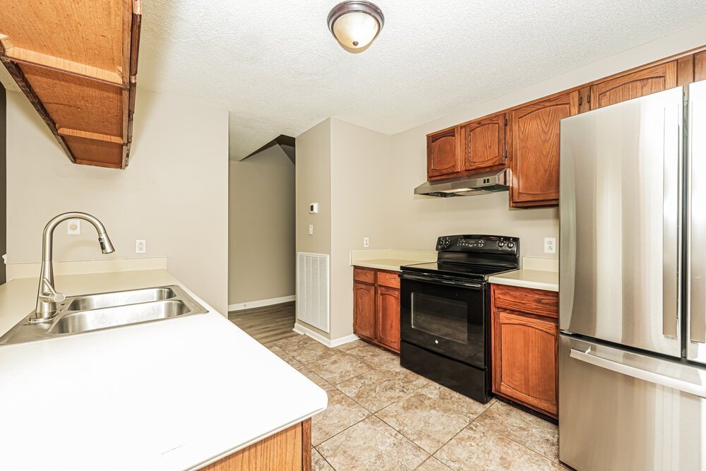 2-Bed Rental on 110 Bland Dr photo 8
