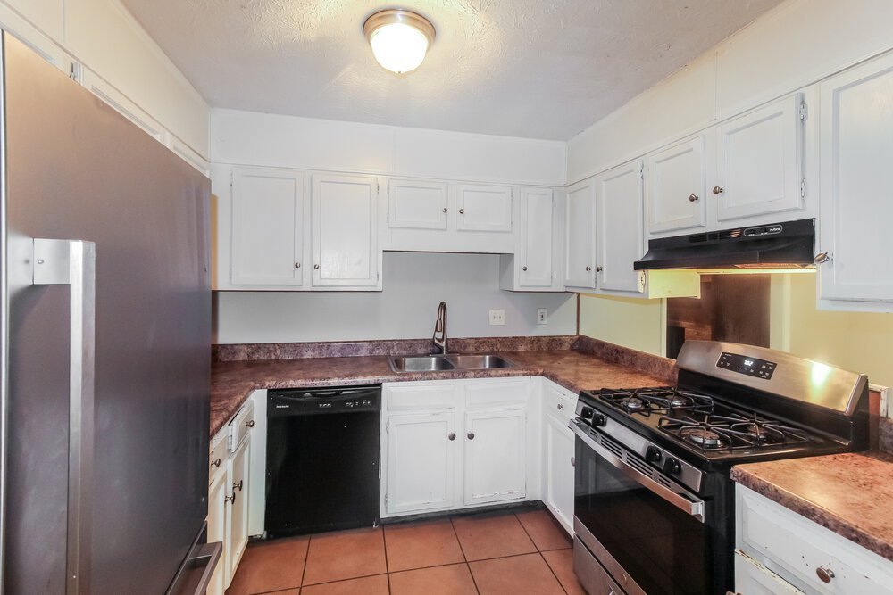 3-Bed Rental on 2495 Zane Drive photo 9