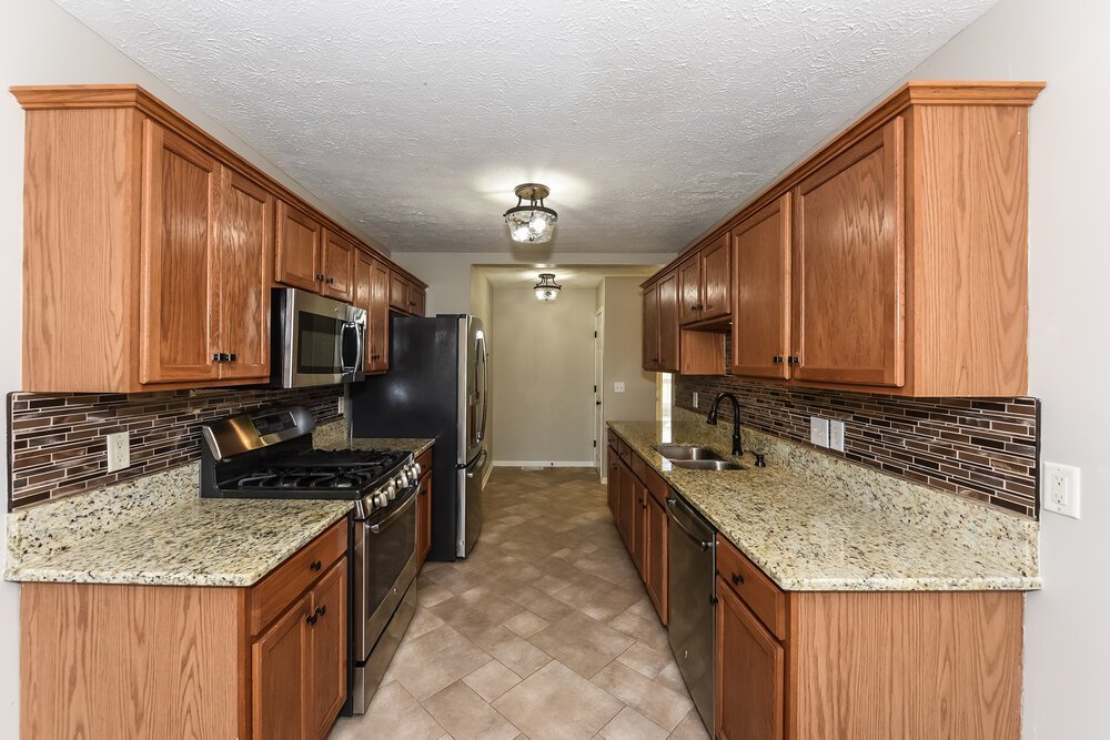 4-Bed Rental on 3602 Sussex Ct photo 9