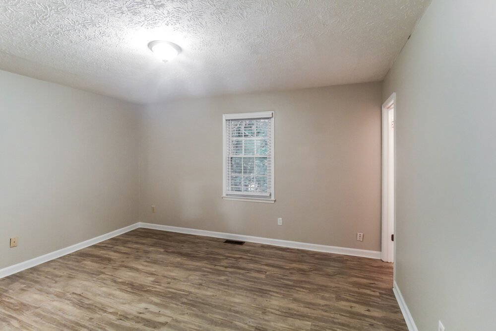 3-Bed Rental on 2495 Zane Drive photo 10