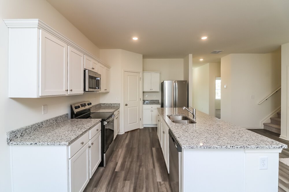 4-Bed Rental on 136 Hargrave Ave photo 10