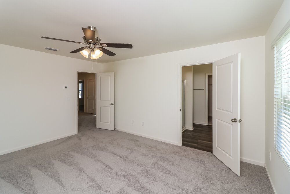 4-Bed Rental on 136 Hargrave Ave photo 12