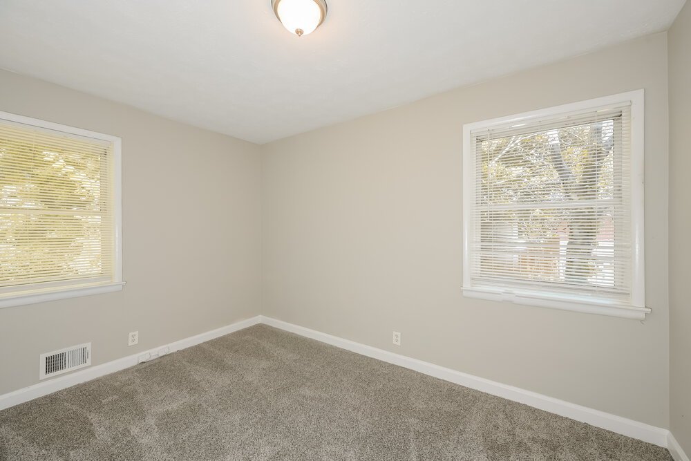 4-Bed Rental on 627 Grayson Parkway photo 12