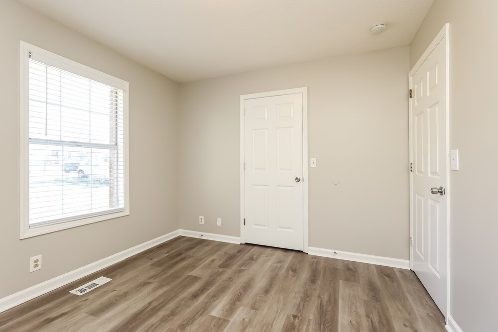 3-Bed Rental on 121 Lee Court photo 13