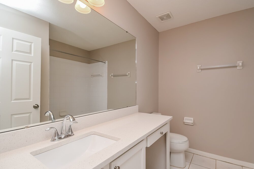 3-Bed Rental on 1509 Maple Leaf photo 14