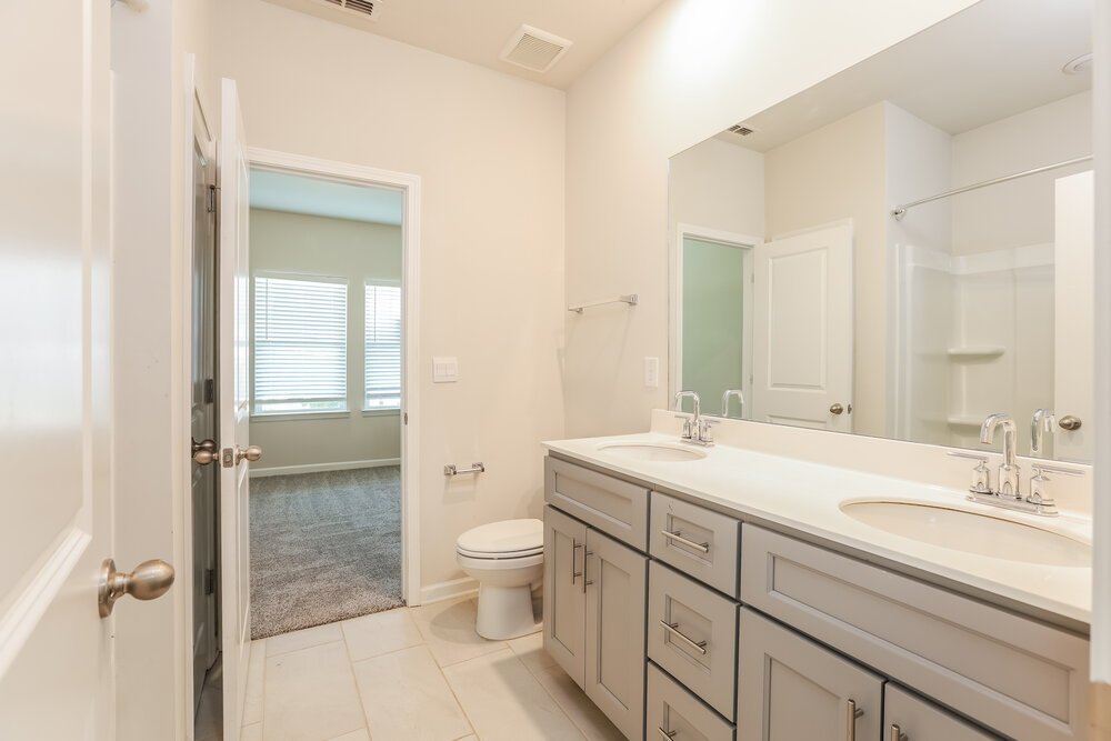 4-Bed Rental on 5842 Union Grove photo 14