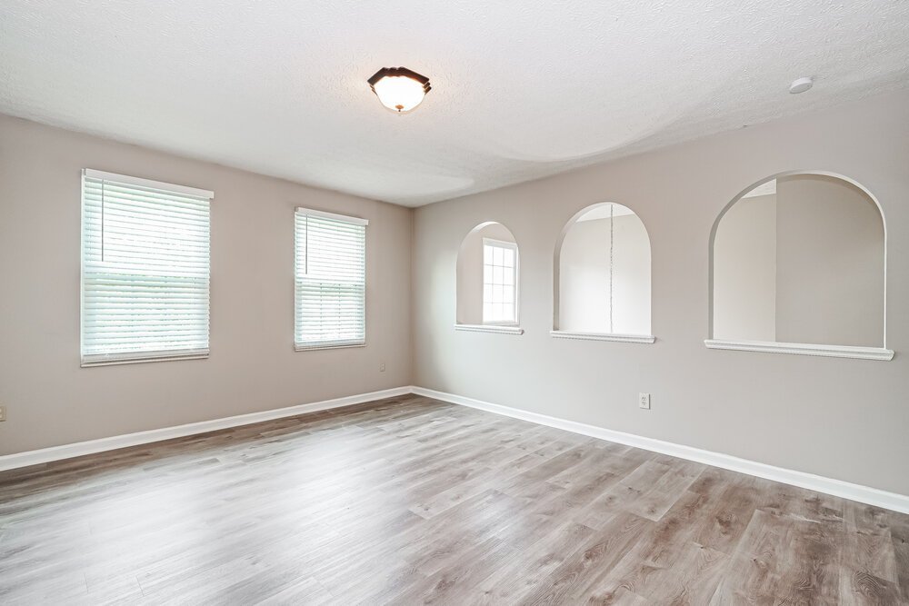 3-Bed Rental on 7927 Oak Valley photo 14