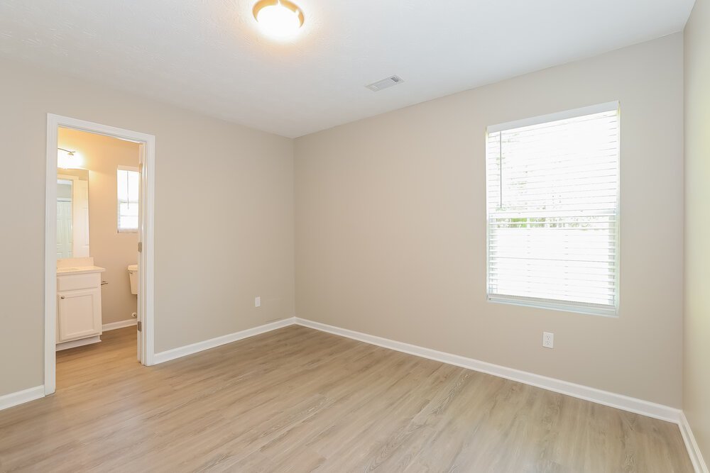 4-Bed Rental on 1052 Navaho Trl photo 14