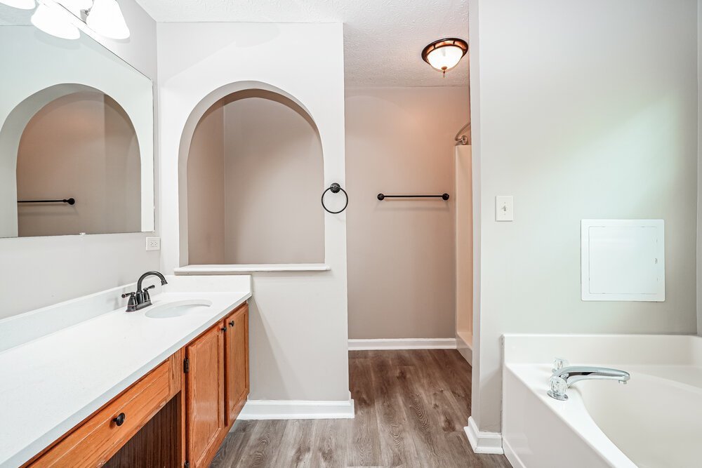 3-Bed Rental on 7927 Oak Valley photo 15