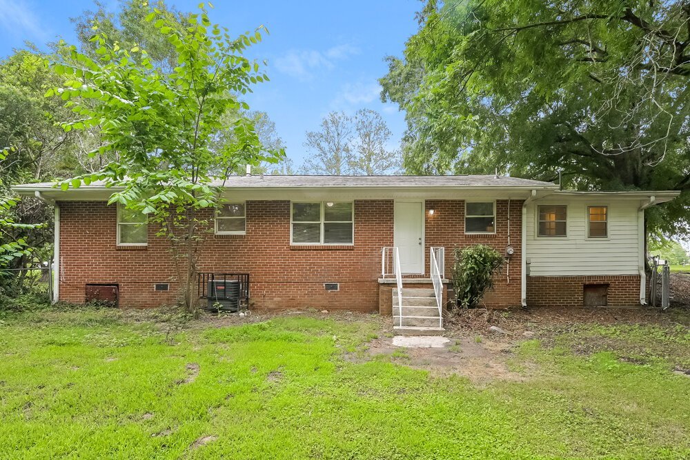 4-Bed Rental on 627 Grayson Parkway photo 15