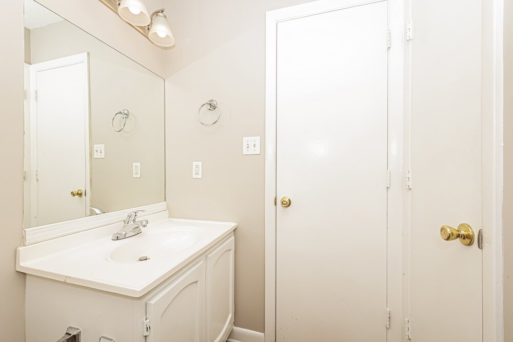 2-Bed Rental on 110 Bland Dr photo 16