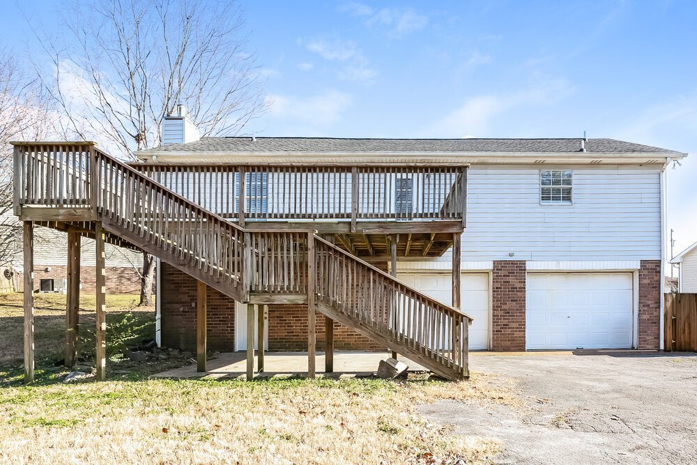 3-Bed Rental on 121 Lee Court photo 17