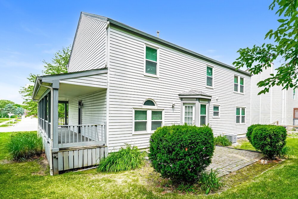 3-Bed Rental on 7927 Oak Valley photo 18