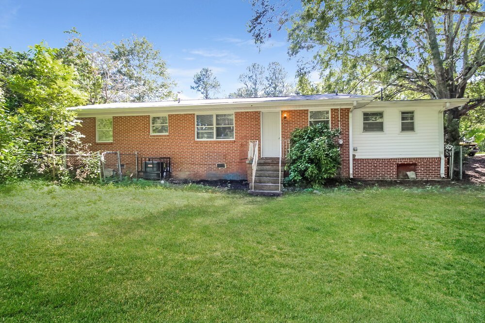 4-Bed Rental on 627 Grayson Parkway photo 24