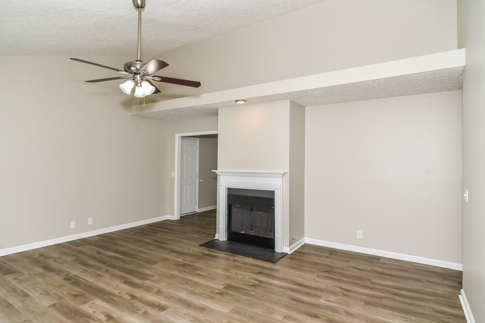 3-Bed Rental on 4560 Whites Creek photo 3
