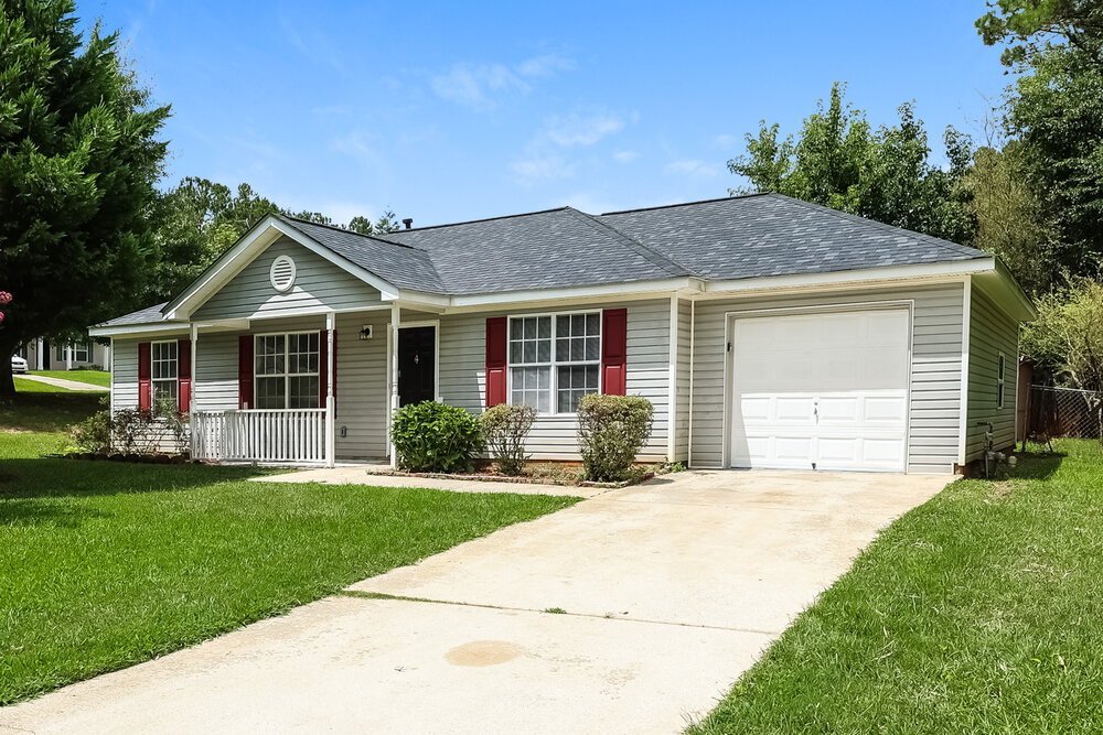 3-Bed Rental on 2 Ruby Ct photo 3