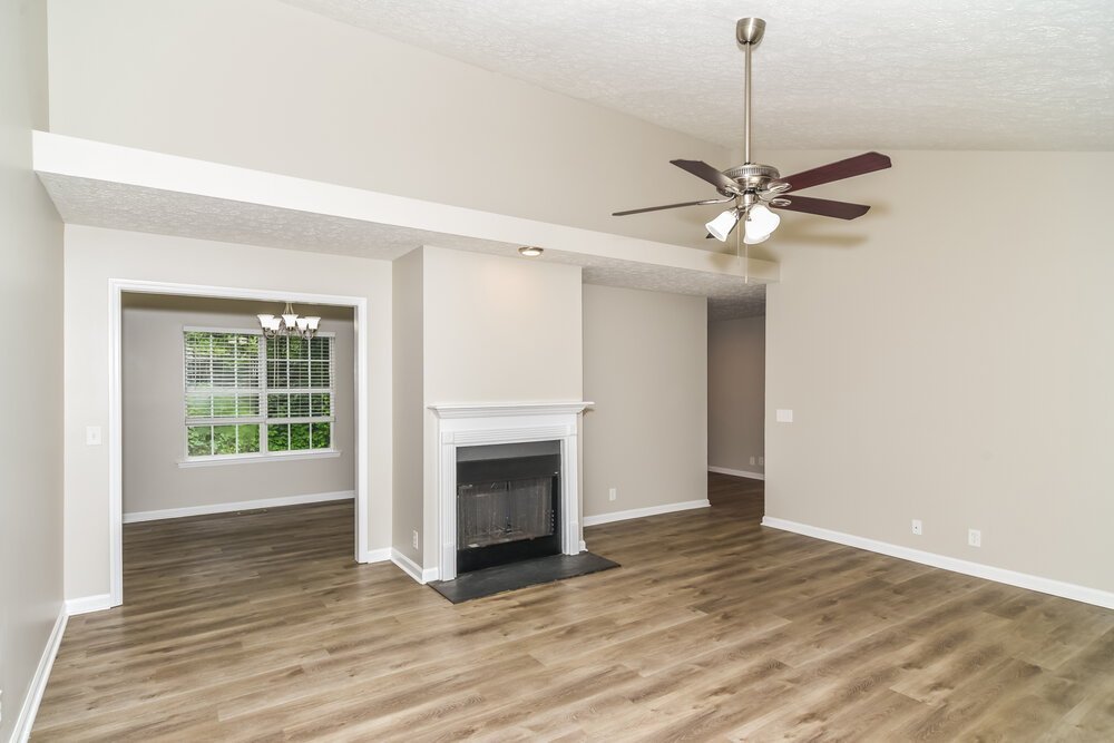3-Bed Rental on 4560 Whites Creek photo 4