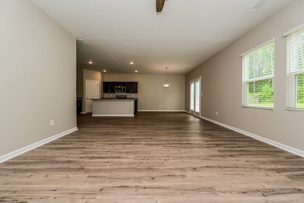4-Bed Rental on 1083 Coldwater Dr photo 5