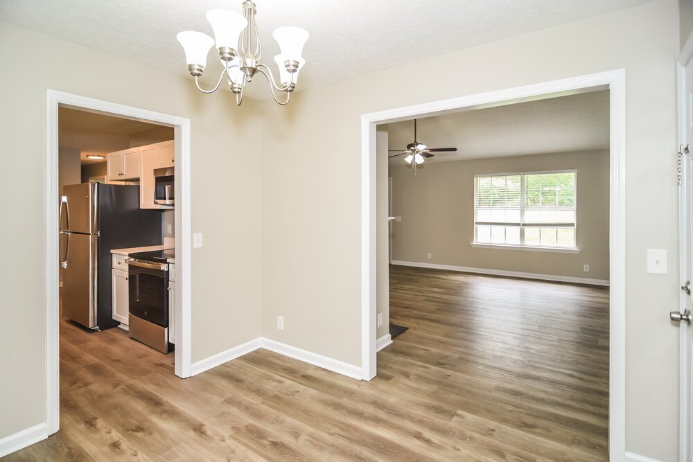 3-Bed Rental on 4560 Whites Creek photo 6