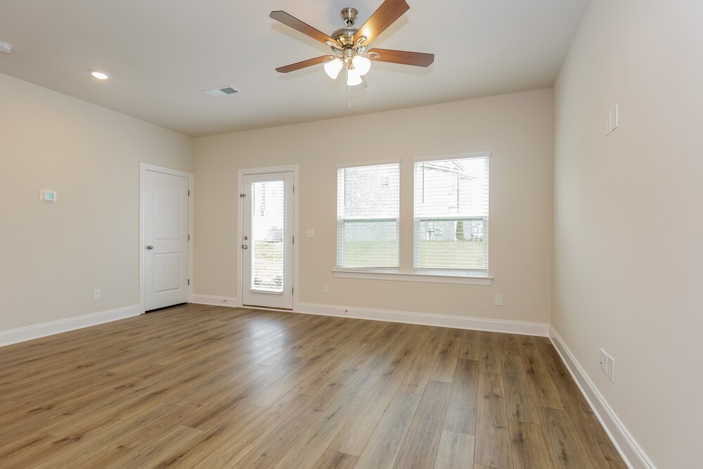 3-Bed Rental on 1715 Tahoma Dr photo 6