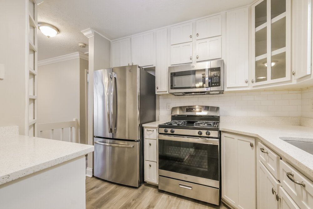3-Bed Rental on 140 Birch Rill photo 7